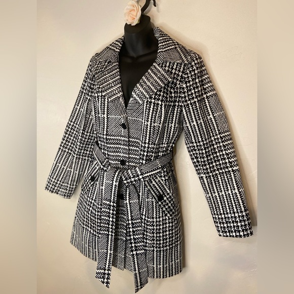Coldwater Creek Jackets & Blazers - Coldwater Creek~NWOT Houndstooth Trenchcoat Raincoat~Fully Lined~Belt Tie~Size M